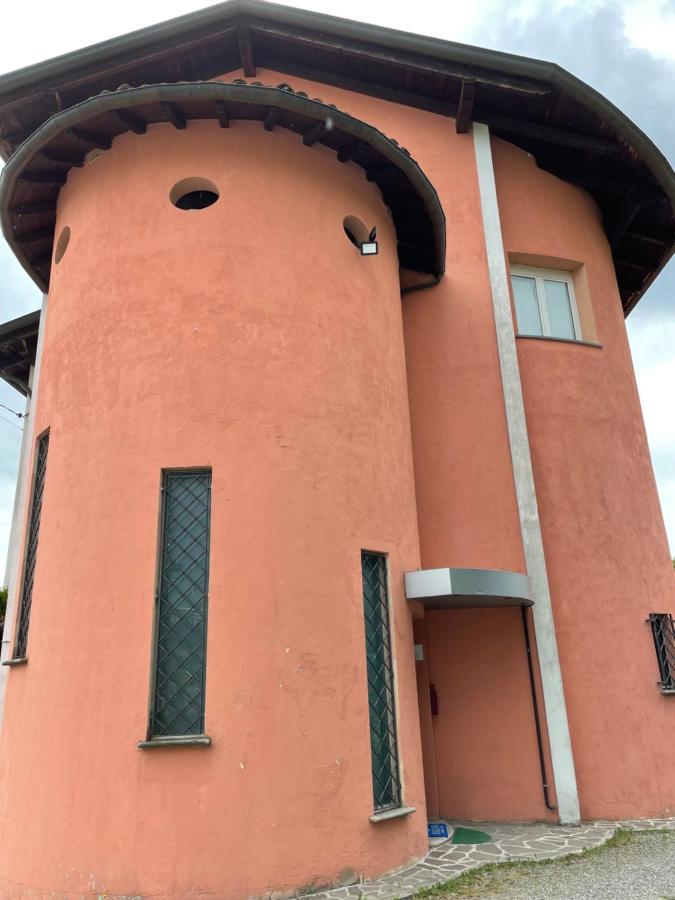 Casa Azzurra Camere Serravalle Sesia Eksteriør bilde