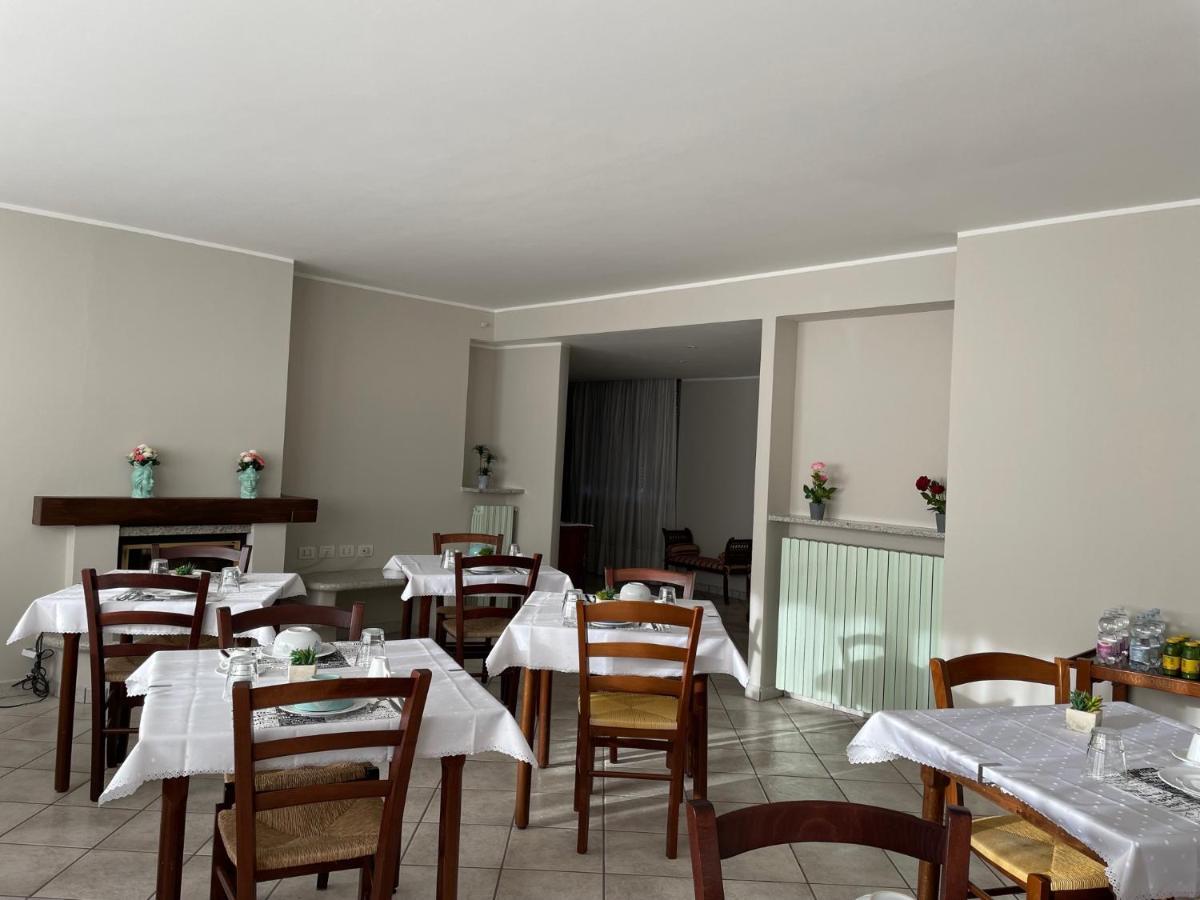 Casa Azzurra Camere Serravalle Sesia Eksteriør bilde